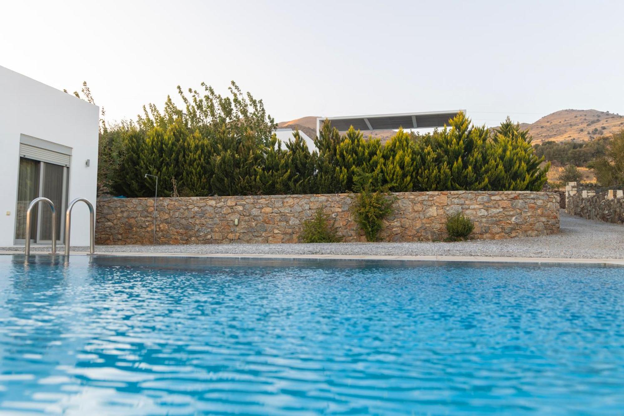 Evgoro Luxury Suites Агиа Галини Экстерьер фото